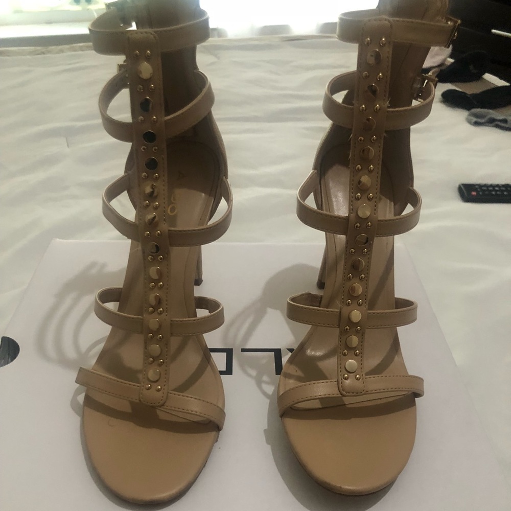 Tan heels